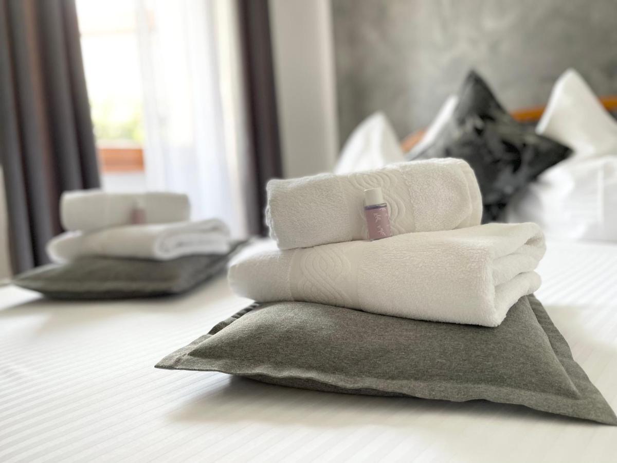 Rooms Valentino Porec Bagian luar foto