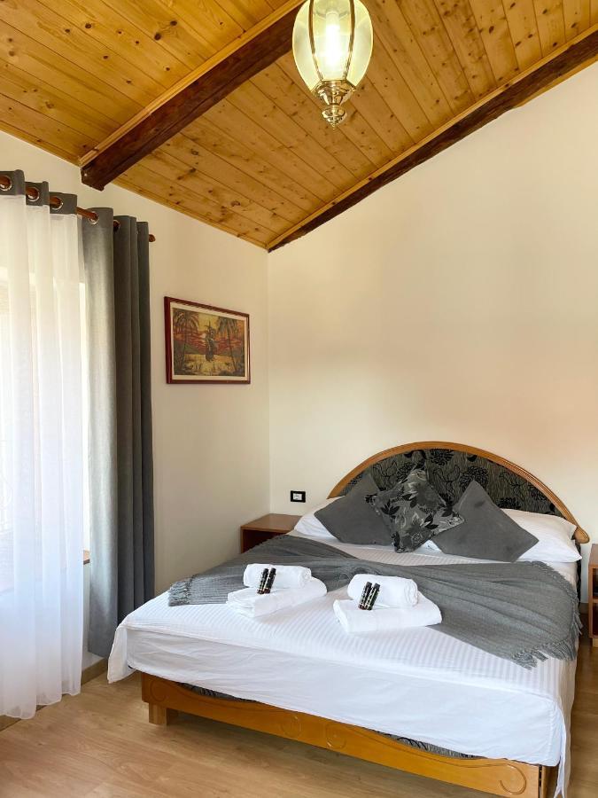 Rooms Valentino Porec Bagian luar foto