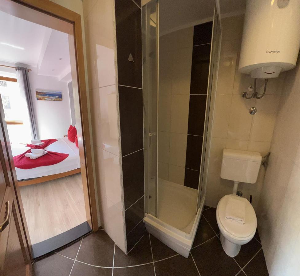Rooms Valentino Porec Bagian luar foto